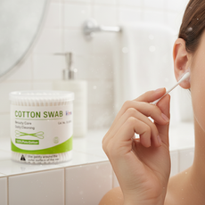 Halley Medical Supplies Ltd. Ear Buds - Pack of 3 (200 pcs each) - Round Thick Tips, 100% Cotton Swabs, Double-Tipped, Hygienic, Gentle, and Safe for Ears - Total of 900 Swabs - Assorted